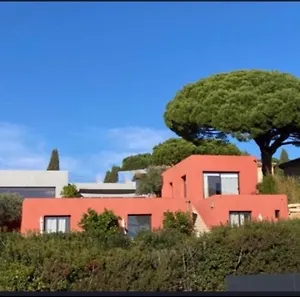 Bed & Breakfast D'hotes Vue Mer A 2 Min A Pied, Sainte-Maxime